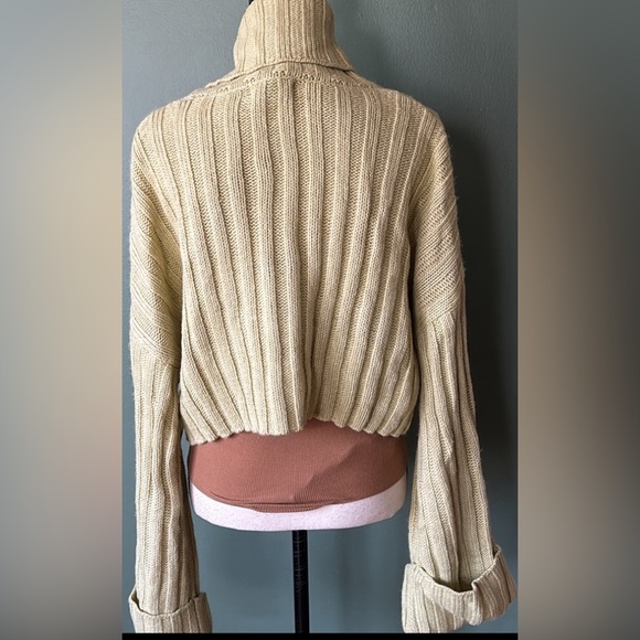 New women’s green Sz L cowl neck knit crop casual long sleeves oversized sweater - Picture 11 of 11